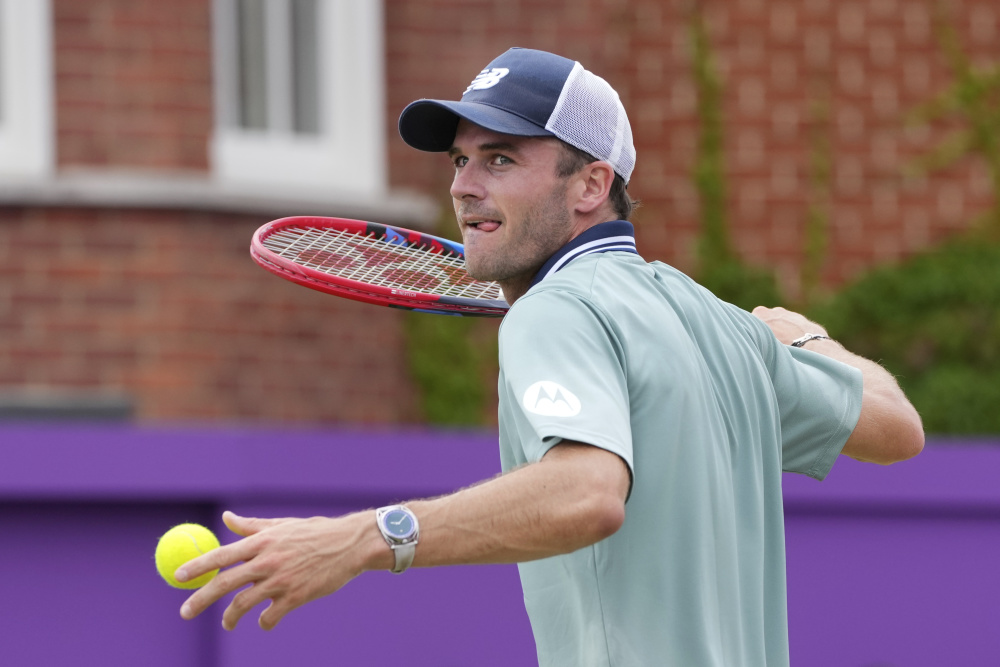 沃库森正在 沃库森正在