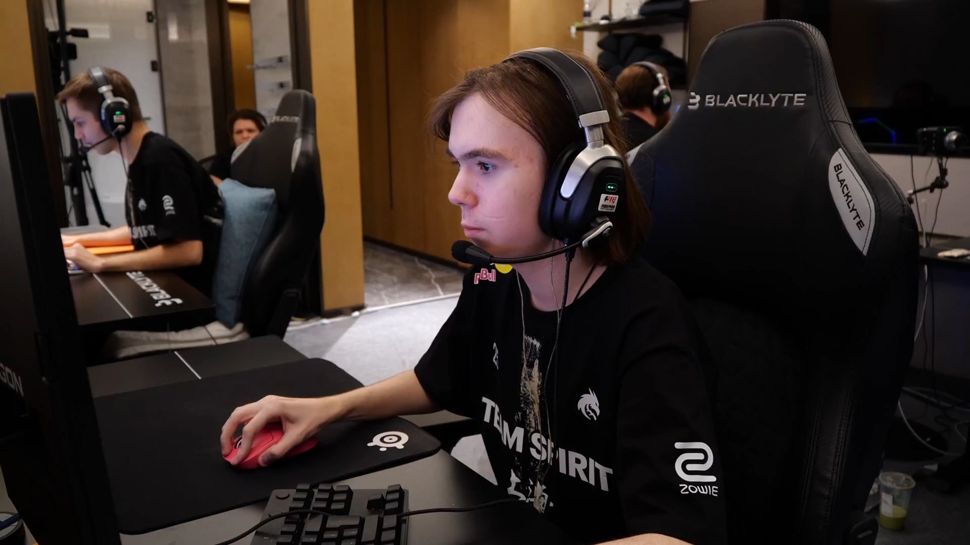 了战术重心 了战术重心